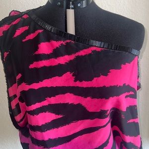 Bebe Zebra top large